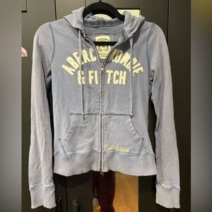 VINTAGE Abercrombie & Fitch Zip-Up Hoodie 🩵